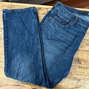 Men’s old navy loose ample blue jeans 42x34